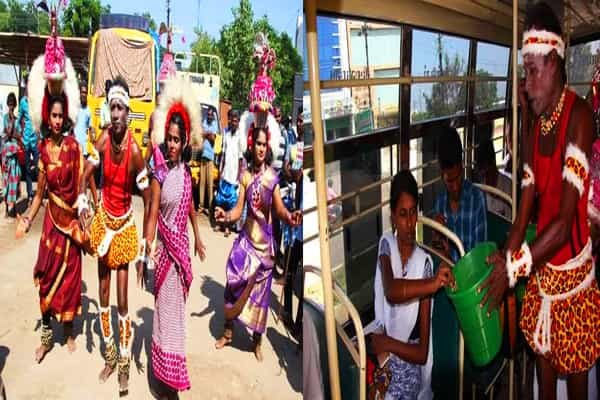 கஜா புயல் பாதிப்பிற்கு நிவாரண நிதி திரட்டும் நாட்டுப்புறக்கலைஞர்கள்.