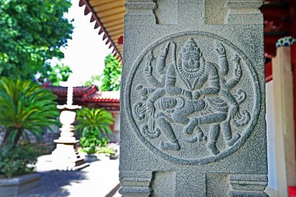 சீனாவில் உள்ள கோவிலில் நரசிம்மர் சிற்பம் இருப்பது உண்மையா ?