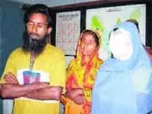 பெற்ற மகளையே திருமணம் செய்து கொண்ட தந்தை !