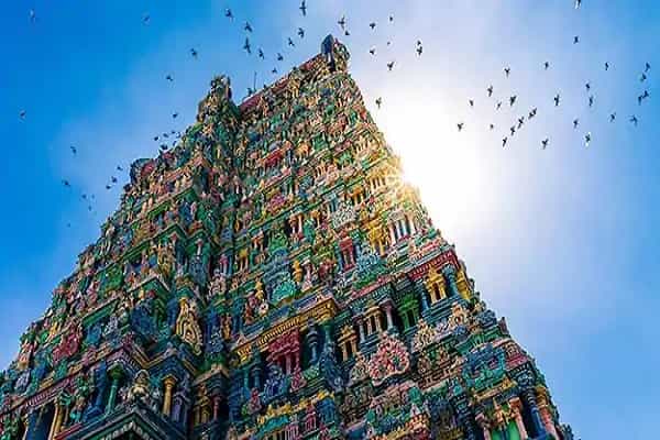 ஃபேஸ்புக் வதந்தியை செய்தியாக வெளியிட்ட தினமலர் !