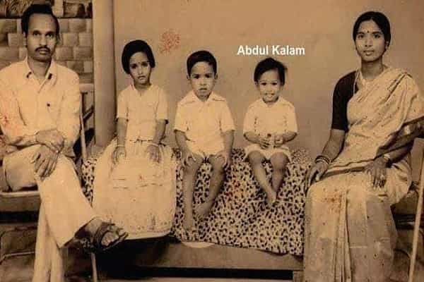 அப்துல்கலாம் உடைய குழந்தைப் பருவம் என பகிரப்படும் தவறான புகைப்படம் !