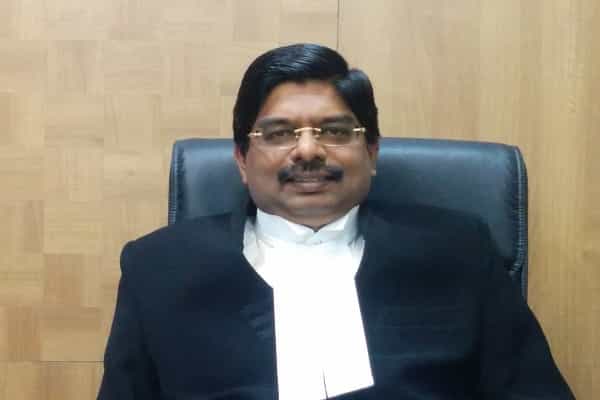 திமுக வழக்கறிஞர் வில்சன் 8 வழிச்சாலைக்கு ஆதரவாக ஆஜராகினாரா ?