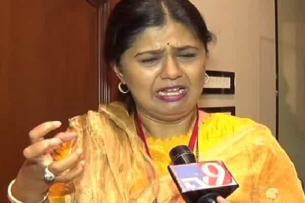 தேர்தல் தோல்வியால் பாஜக அமைச்சர் அழுததாக தவறானச் செய்தி வெளியிட்ட ஊடகங்கள் !