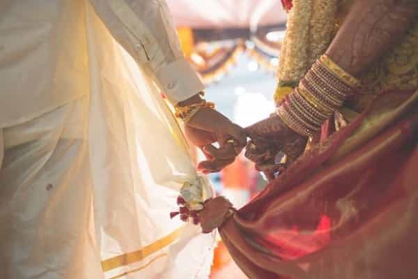 பெற்றோர் சம்மதமின்றி திருமணம் செய்தால் சொத்துக்களில் பங்கு இல்லையா?| உச்ச நீதிமன்ற உத்தரவா?