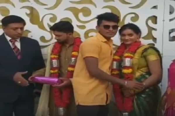 பெரியார் உறுதிமொழி கூறி நடைபெற்ற திருமணமா?| வைரலாகும் தவறான வீடியோ!