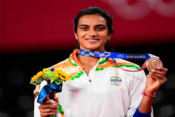 ஒலிம்பிக்கில் பதக்கம் வென்ற பி.வி.சிந்துவிற்கு தேவர், நாடார், ராவூத்தர் பட்டம் கொடுக்கும் விஷமப் பதிவுகள்!