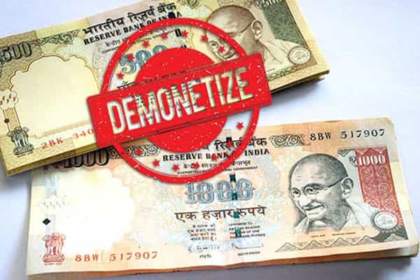 பணமதிப்பிழப்பு நடவடிக்கையால் சிறு தொழில்கள் சரிந்தது: RBI அறிக்கை.
