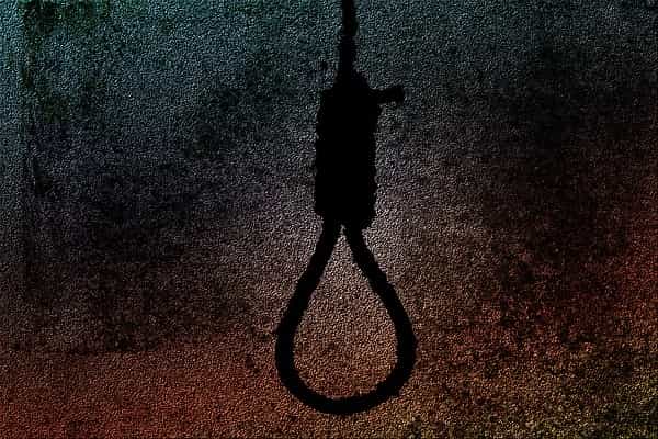 முகநூலில் ஆபாச பதிவால் பறிபோன இரு உயிர்கள் | நெய்வேலி அருகே பதற்றம்.
