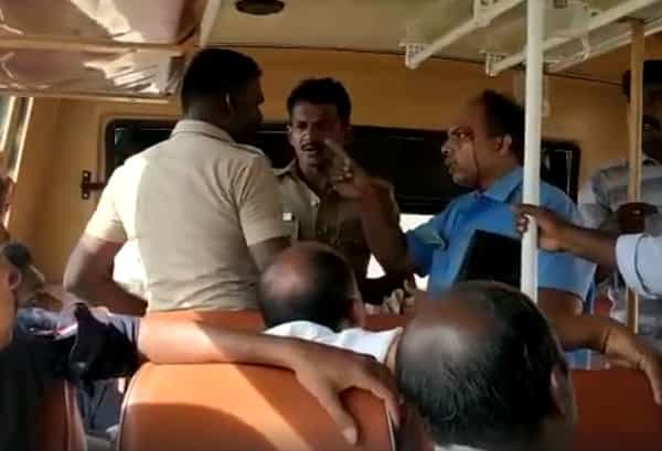 டிக்கெட் வாரண்ட் கேட்ட பேருந்து நடத்துனரை தாக்கிய காவலர்கள்| வைரல் வீடியோ !