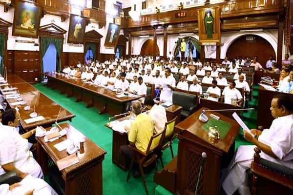 தமிழக எம்எல்ஏக்கள் 33% பேர் கிரிமினல் வழக்கு கொண்டவர்கள் - ADR தகவல் !