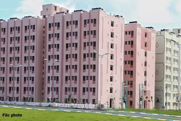 கொரோனாவால் வேலை இல்லை 1.50 லட்சம் எப்படி கட்டுவது - தேனாம்பேட்டை குடிசை மாற்று வீடு வாசிகள் !