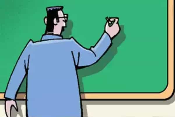 5 மாதங்களாக ஊதியமில்லை, உயிரிழந்த கவுரவ விரிவுரையாளர்.. துயர் தீர்க்க எழும் குரல்கள் !